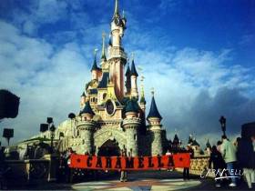 Caramella v Disneylandu Paris  » Click to zoom ->