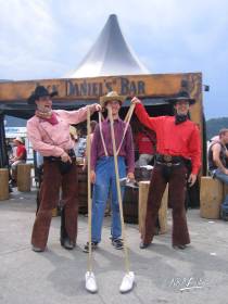Caramellí cowboys a jejich kanadské drsné vtípky...  » Click to zoom ->